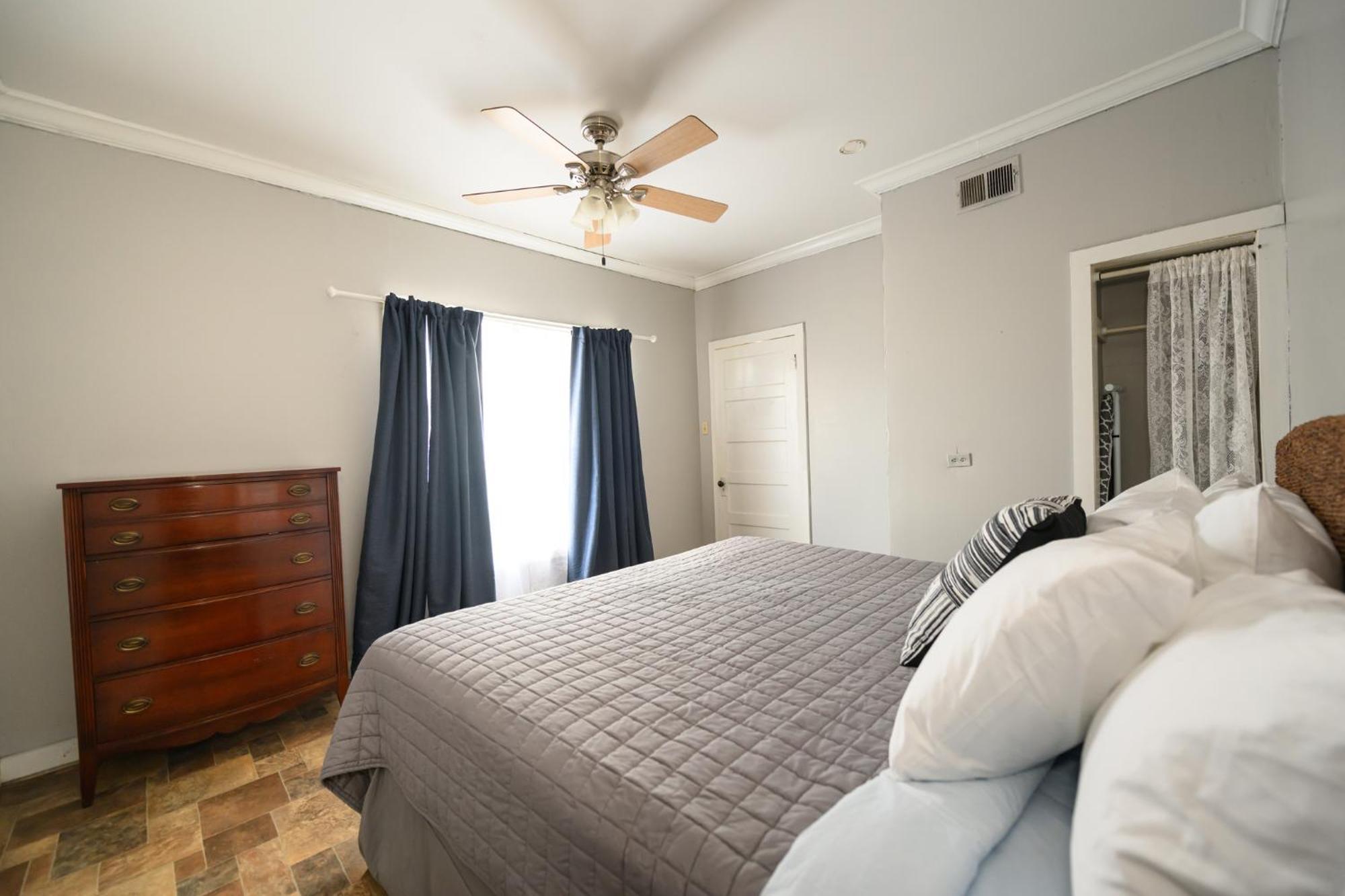Turn On Inn Lake Village Quarto foto
